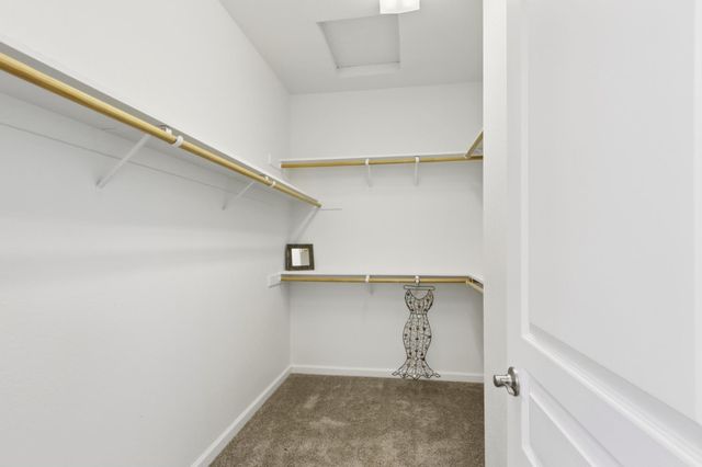 214 Saint Tropez, Lincoln, CA 95648