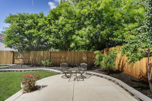 214 Saint Tropez, Lincoln, CA 95648