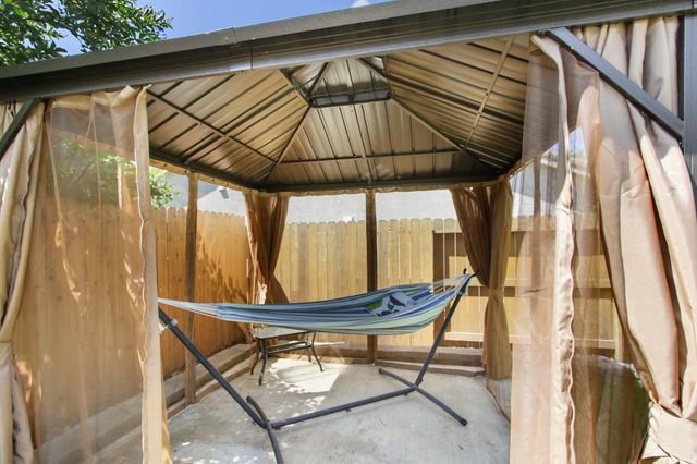 214 Saint Tropez, Lincoln, CA 95648