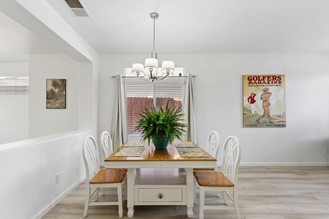 214 Saint Tropez, Lincoln, CA 95648