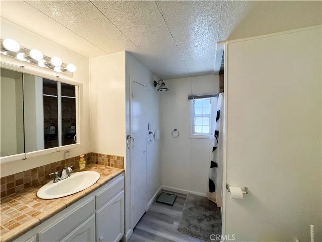 17700 Avalon 40, Carson, CA 90746