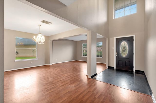 11019 Cayman Mist Drive, Houston, TX 77075