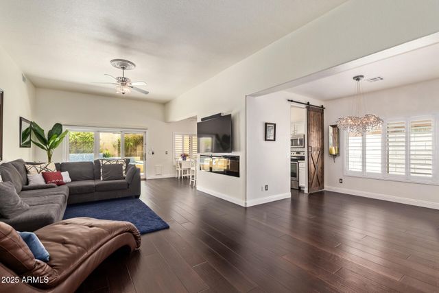 19606 N 23RD Way, Phoenix, AZ 85024