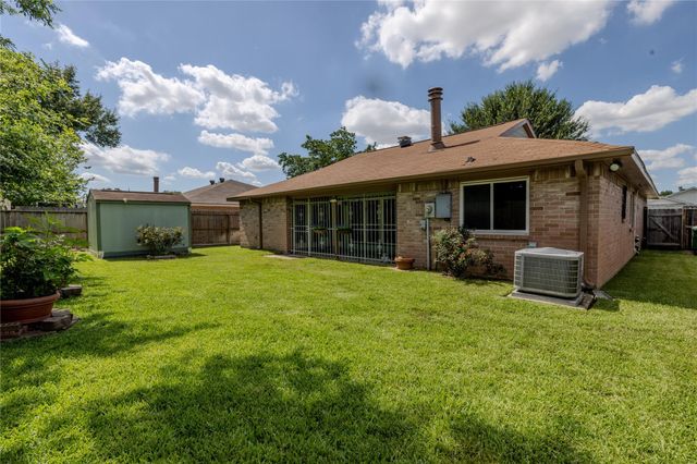 10323 Lone Brook Drive, Houston, TX 77041