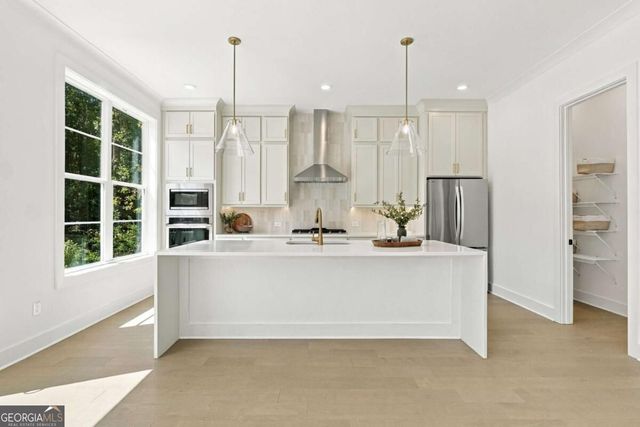 3060 Kara Court, Roswell, GA 30076