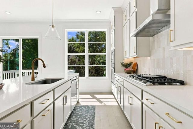 3060 Kara Court, Roswell, GA 30076