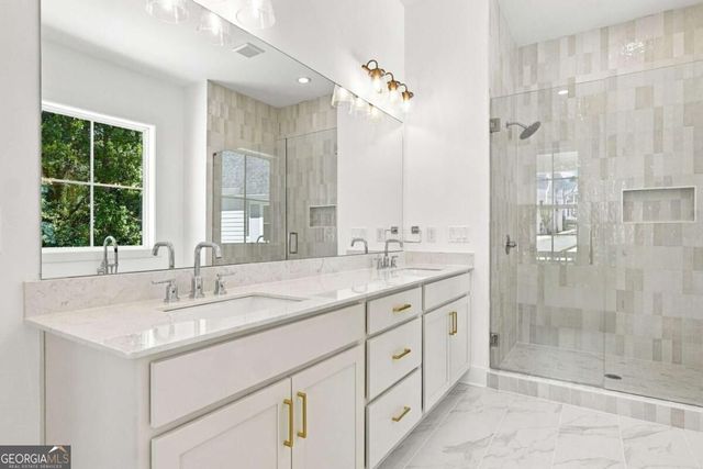 3060 Kara Court, Roswell, GA 30076