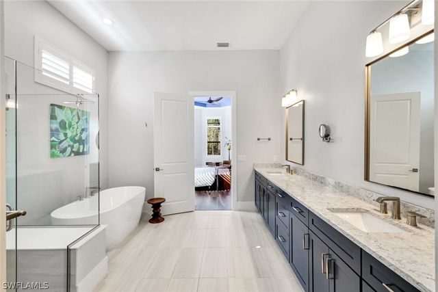 16249 Verilyn CIR, Naples, FL 34110