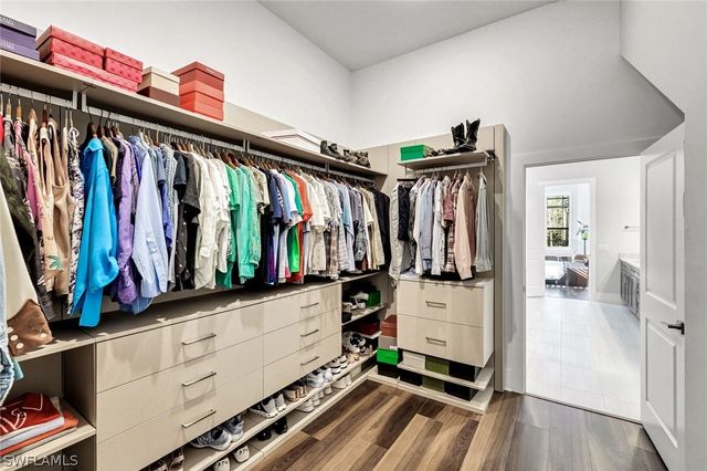 16249 Verilyn CIR, Naples, FL 34110