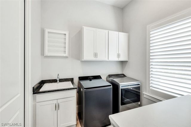 16249 Verilyn CIR, Naples, FL 34110