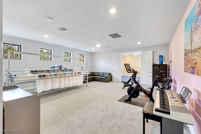 16249 Verilyn CIR, Naples, FL 34110