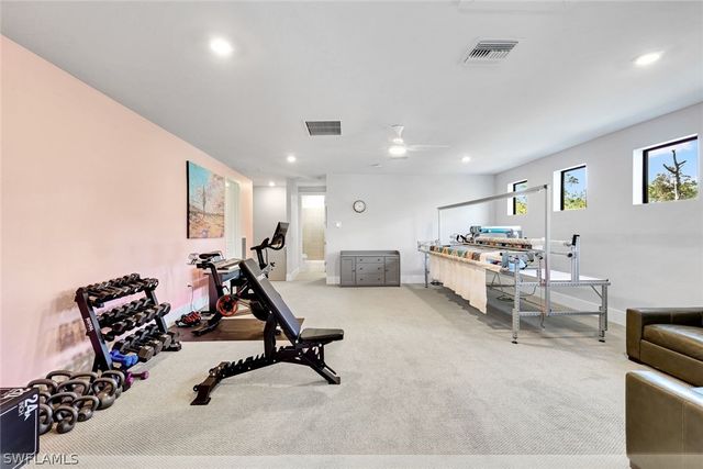 16249 Verilyn CIR, Naples, FL 34110