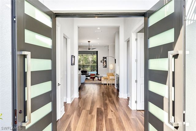 16249 Verilyn CIR, Naples, FL 34110