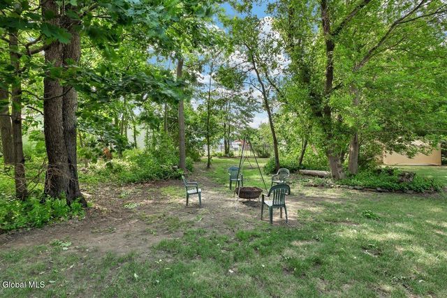 758 Feura Bush Road, Bethlehem, NY 12054