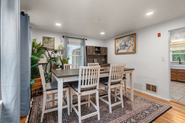 26 Joyce Ln, Bellingham, MA 02019