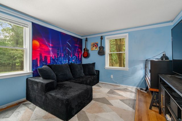 26 Joyce Ln, Bellingham, MA 02019