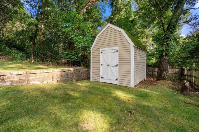26 Joyce Ln, Bellingham, MA 02019