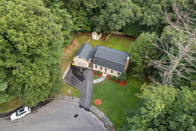 26 Joyce Ln, Bellingham, MA 02019