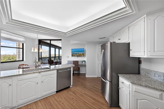 6075 Pelican Bay BLVD 706, Naples, FL 34108