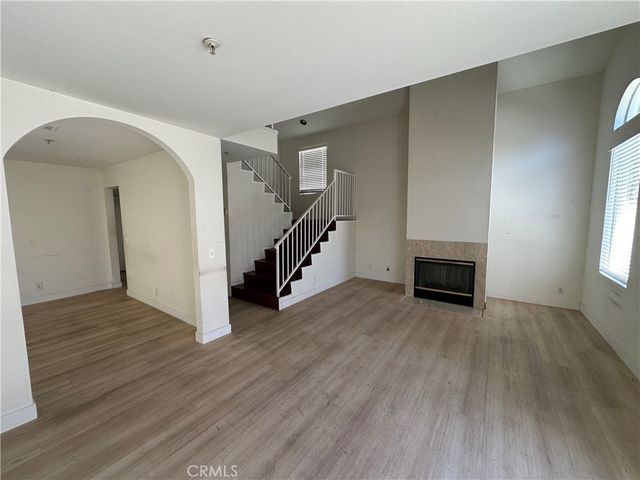 21041 Gault C, Canoga Park, CA 91303