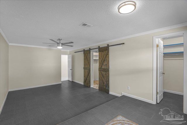 4740 Woodcliff Dr, Pensacola, FL 32504