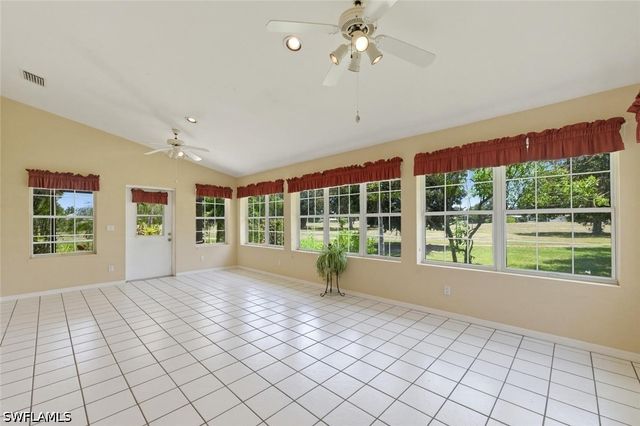 204 Estelle CT, Naples, FL 34112