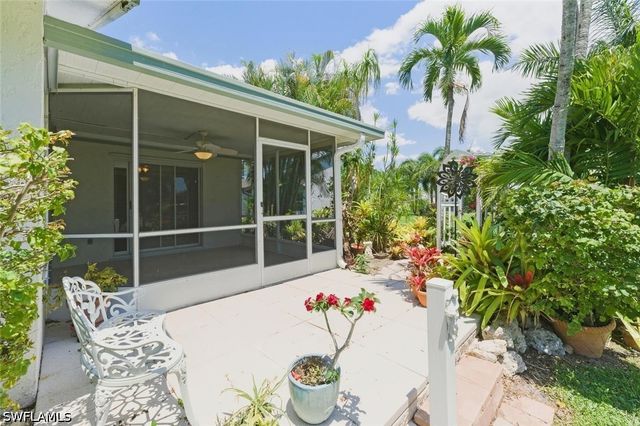 204 Estelle CT, Naples, FL 34112