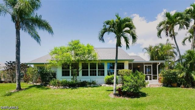 204 Estelle CT, Naples, FL 34112