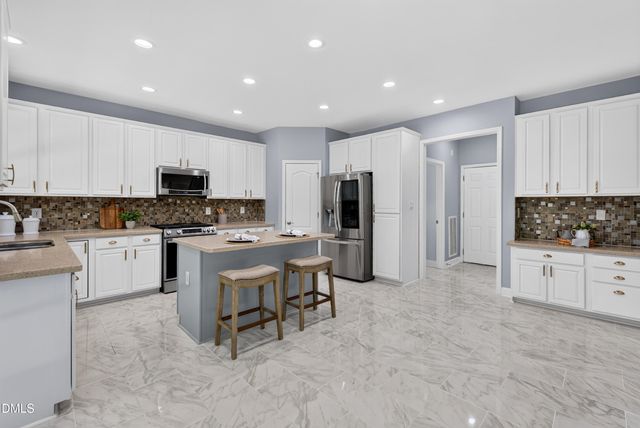 213 Slate Blue Place, Cary, NC 27519