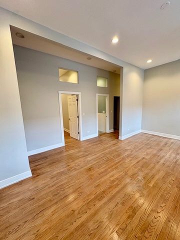 825 W Armitage Avenue 1S, Chicago, IL 60614