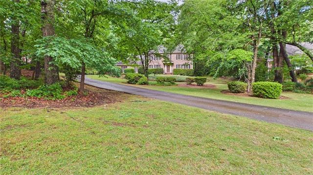 2597 W Harvest Drive SE, Conyers, GA 30013