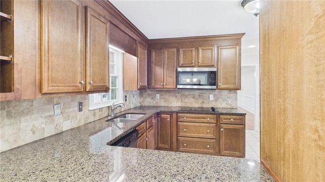 2597 W Harvest Drive SE, Conyers, GA 30013