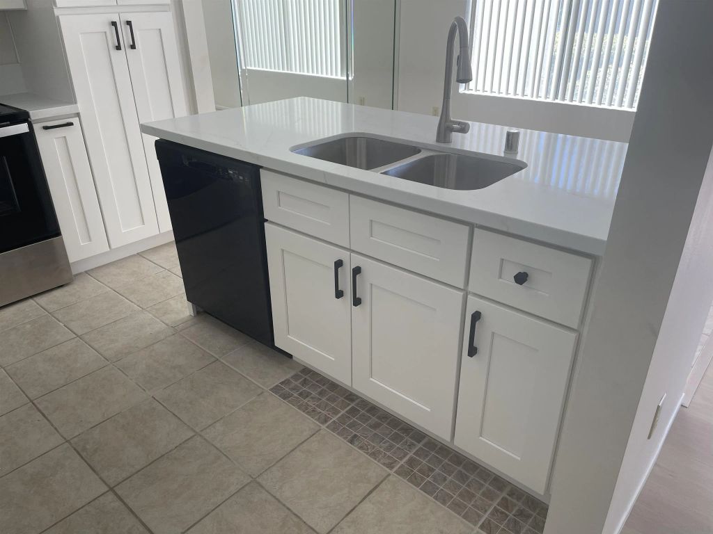 450 W Vermont 1803, Escondido, CA 92025