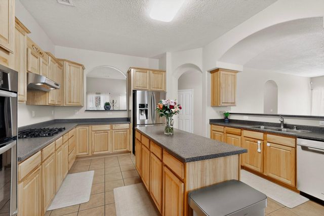 2144 S Ensenada Circle SE, Rio Rancho, NM 87124