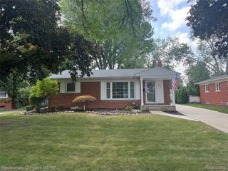 1696 Hazel Street, Birmingham, MI 48009