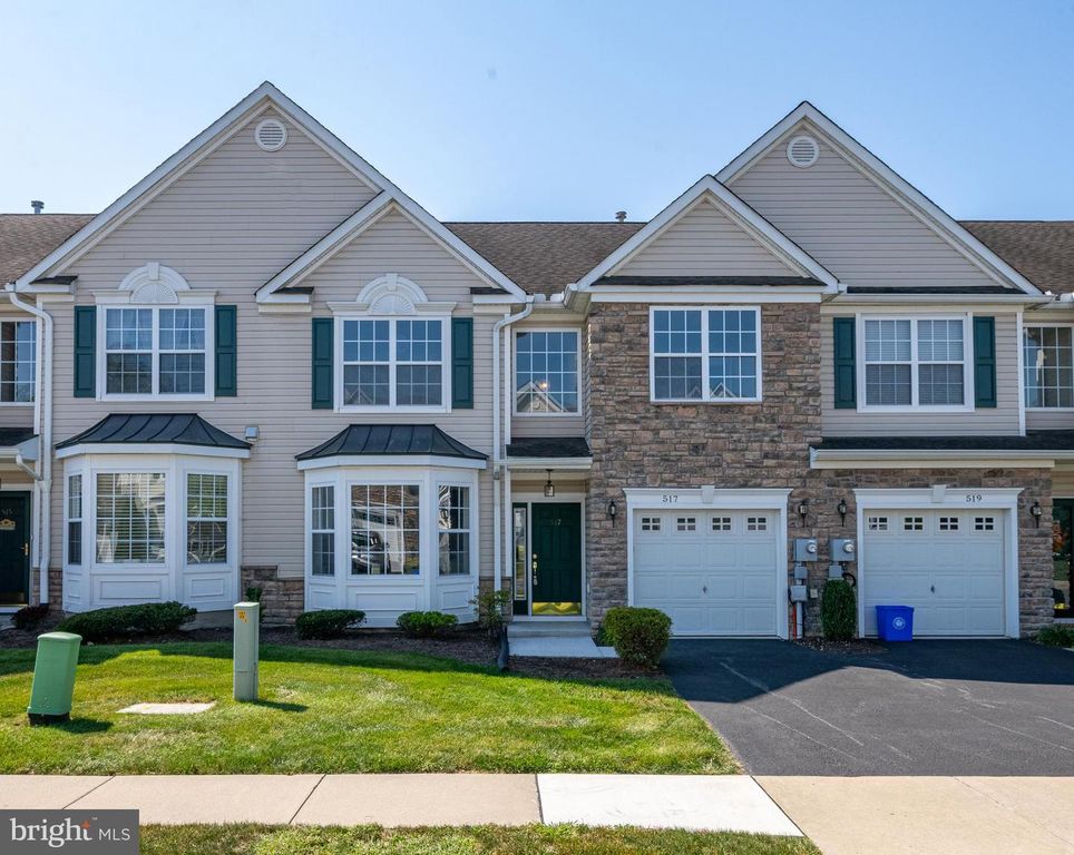 517 HARVEST DR, Blandon, PA 19510