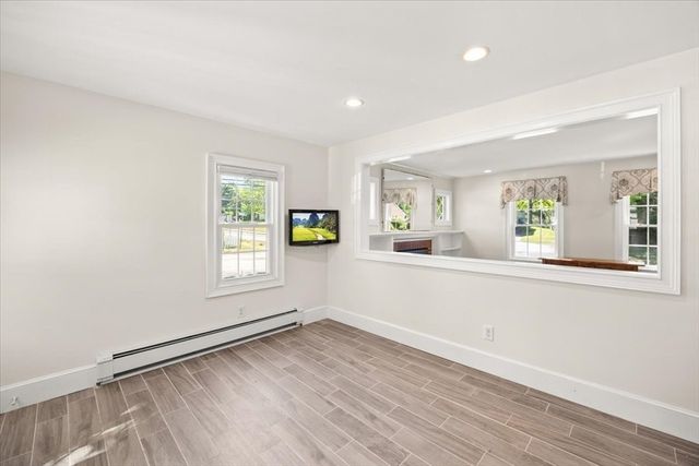 208 Matfield St, West Bridgewater, MA 02379