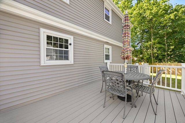 208 Matfield St, West Bridgewater, MA 02379