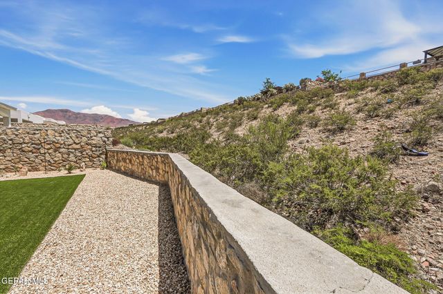 7392 CIMARRON GAP Drive, El Paso, TX 79911