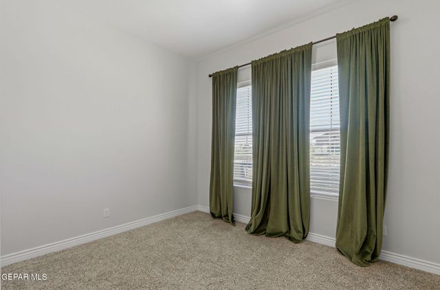 7392 CIMARRON GAP Drive, El Paso, TX 79911
