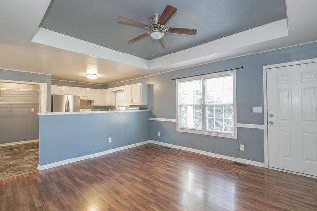 1634 Hannibal Drive, Oak Grove, KY 42262