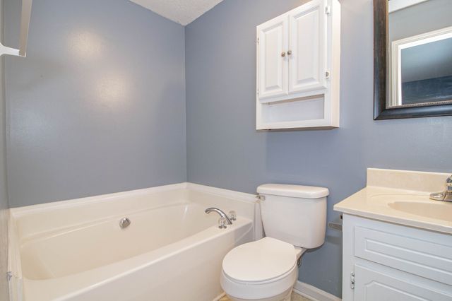 1634 Hannibal Drive, Oak Grove, KY 42262