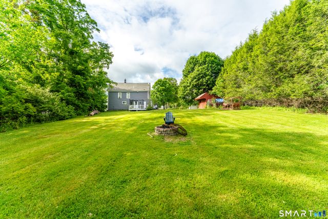 1 Library Road, Canterbury, CT 06331