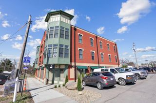 32 W College Avenue, Westerville, OH 43081