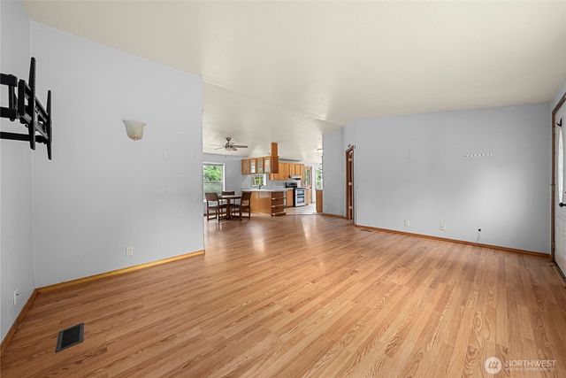 50 SE Fuchsia Avenue, Shelton, WA 98584