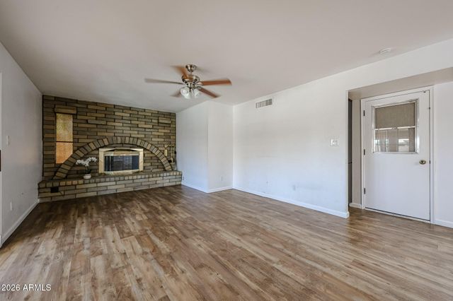 4135 W BERYL Avenue, Phoenix, AZ 85051