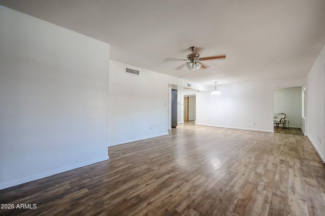 4135 W BERYL Avenue, Phoenix, AZ 85051