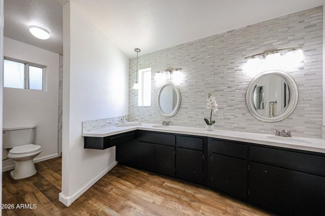 4135 W BERYL Avenue, Phoenix, AZ 85051