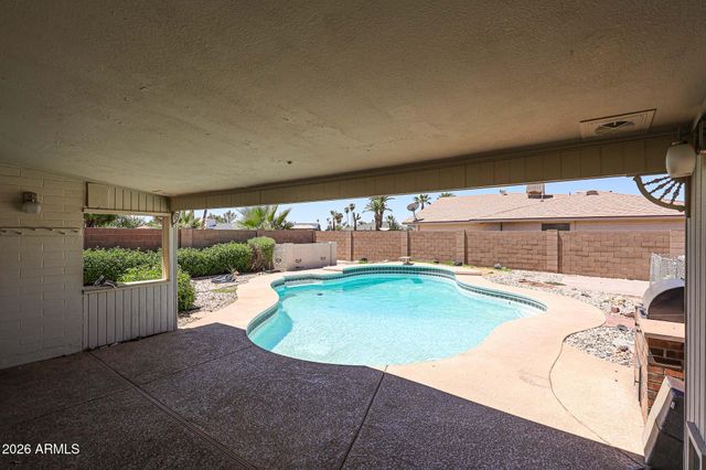 4135 W BERYL Avenue, Phoenix, AZ 85051
