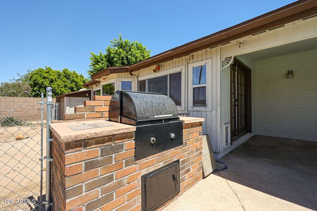 4135 W BERYL Avenue, Phoenix, AZ 85051